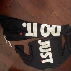Nike black sweatsuit Just Do It!  L/xl